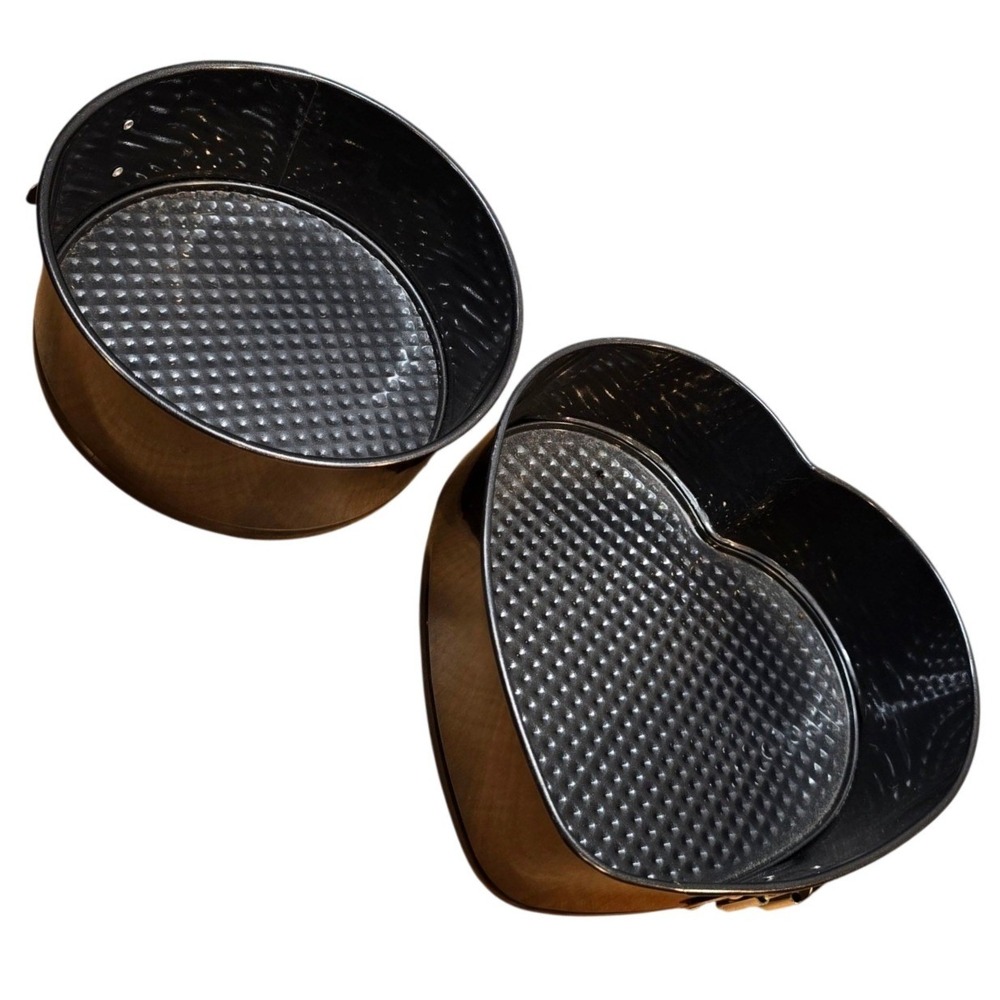 Tin Non-Stick Spring Form Loose 9" Heart-Shaped and 7" Round‎ Baking Cake Pans